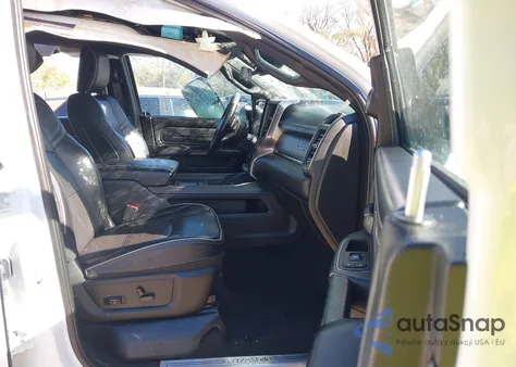 2021 Ram 2500 Limited 4X4 6'4 Box z USA, uszkodzony, nr VIN 3C6UR5SL2MG650730